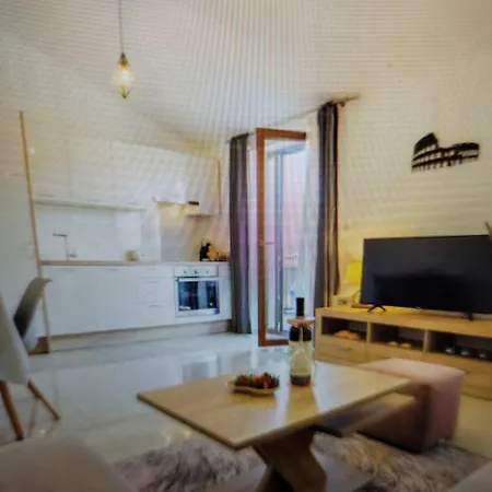 Modernly Decorated House In Pula